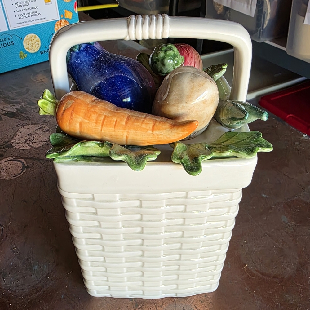 Vintage Fitz And Floyd Basket Weave Canister